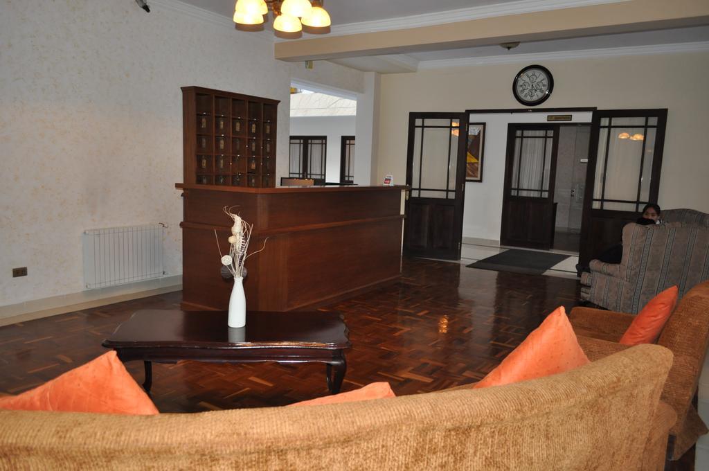 Hostal Patrimonio - Potosí Extérieur photo