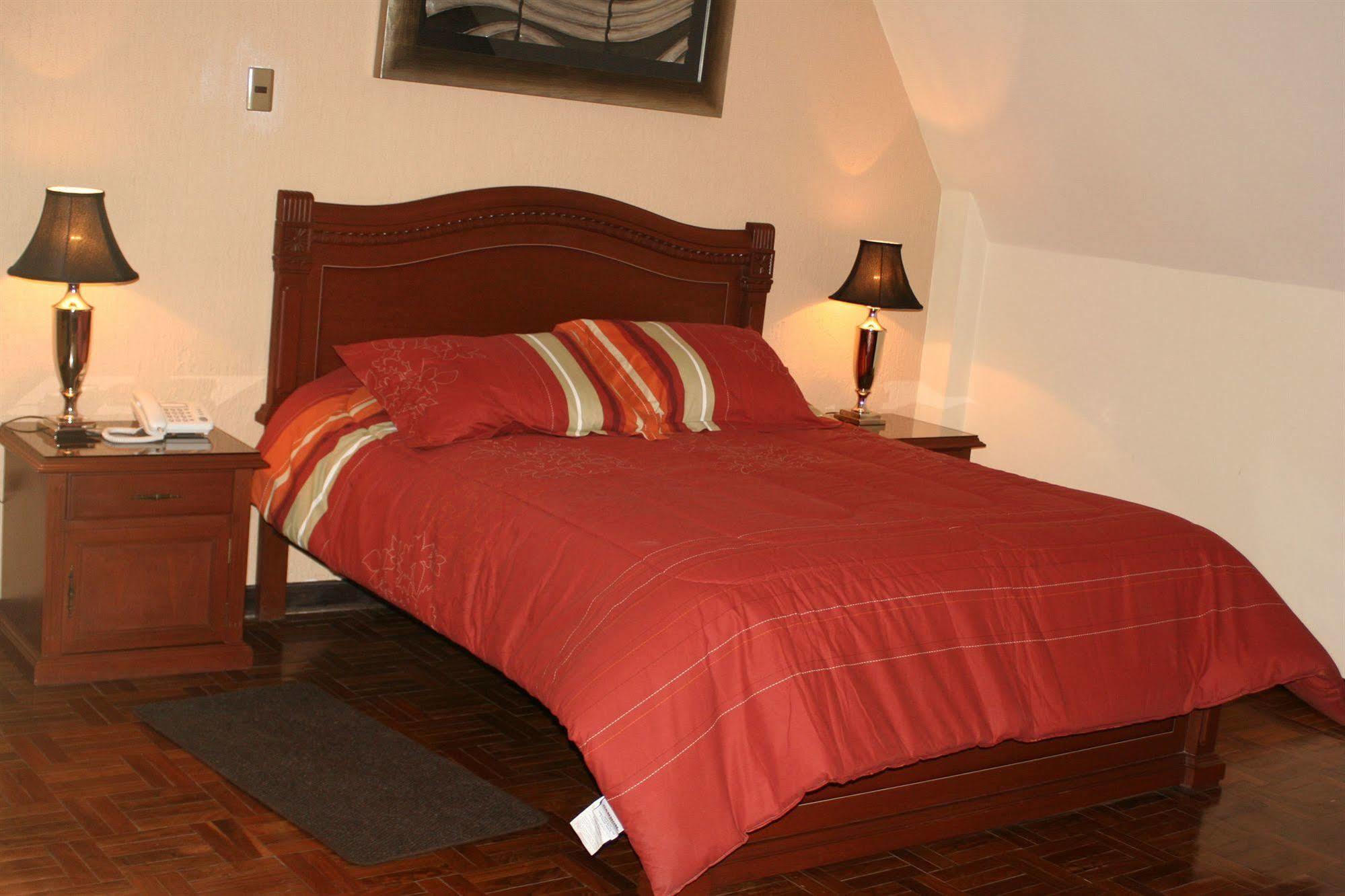 Hostal Patrimonio - Potosí Extérieur photo